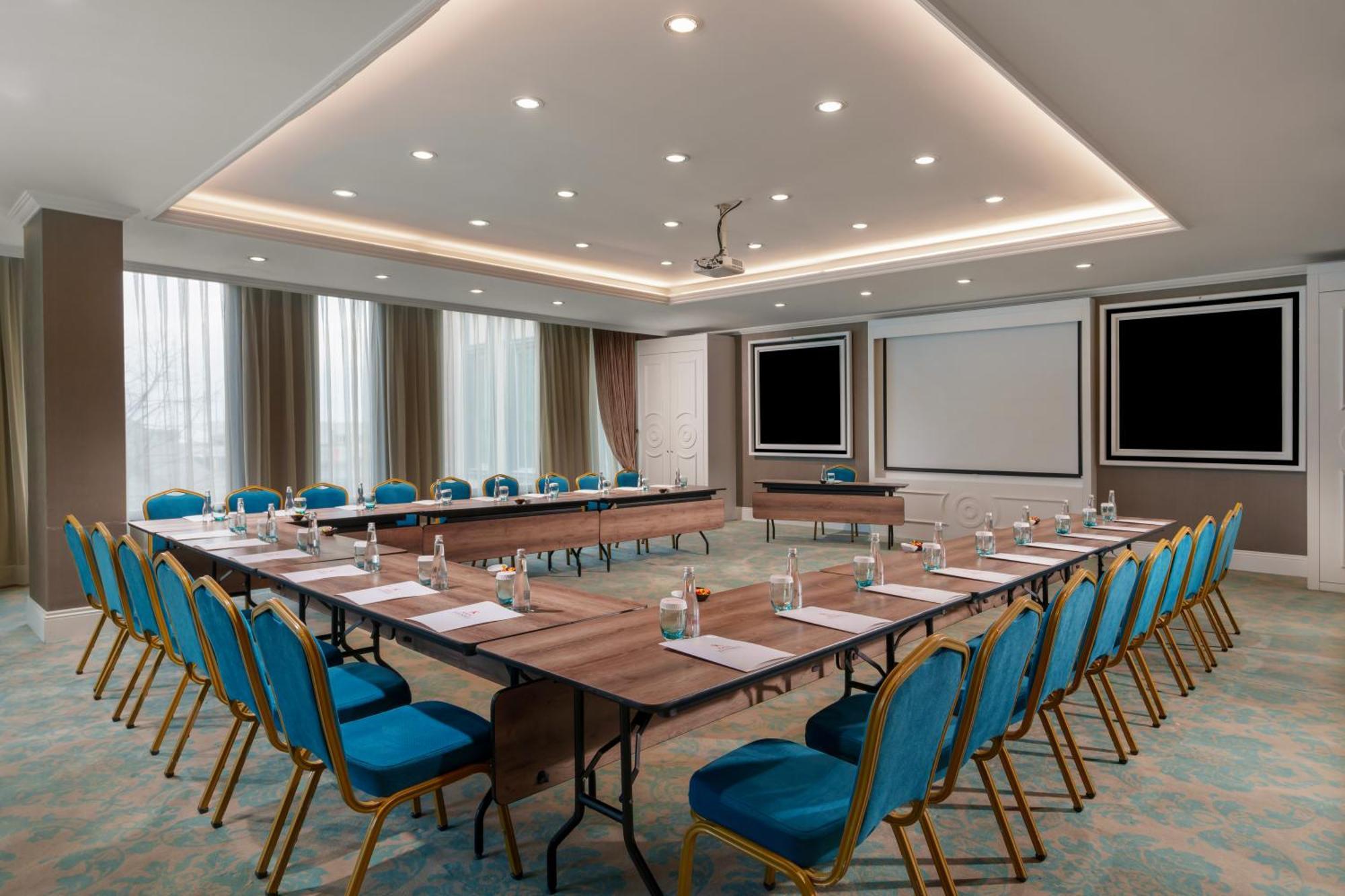 Kaya Istanbul Fair & Convention Hotel Ngoại thất bức ảnh