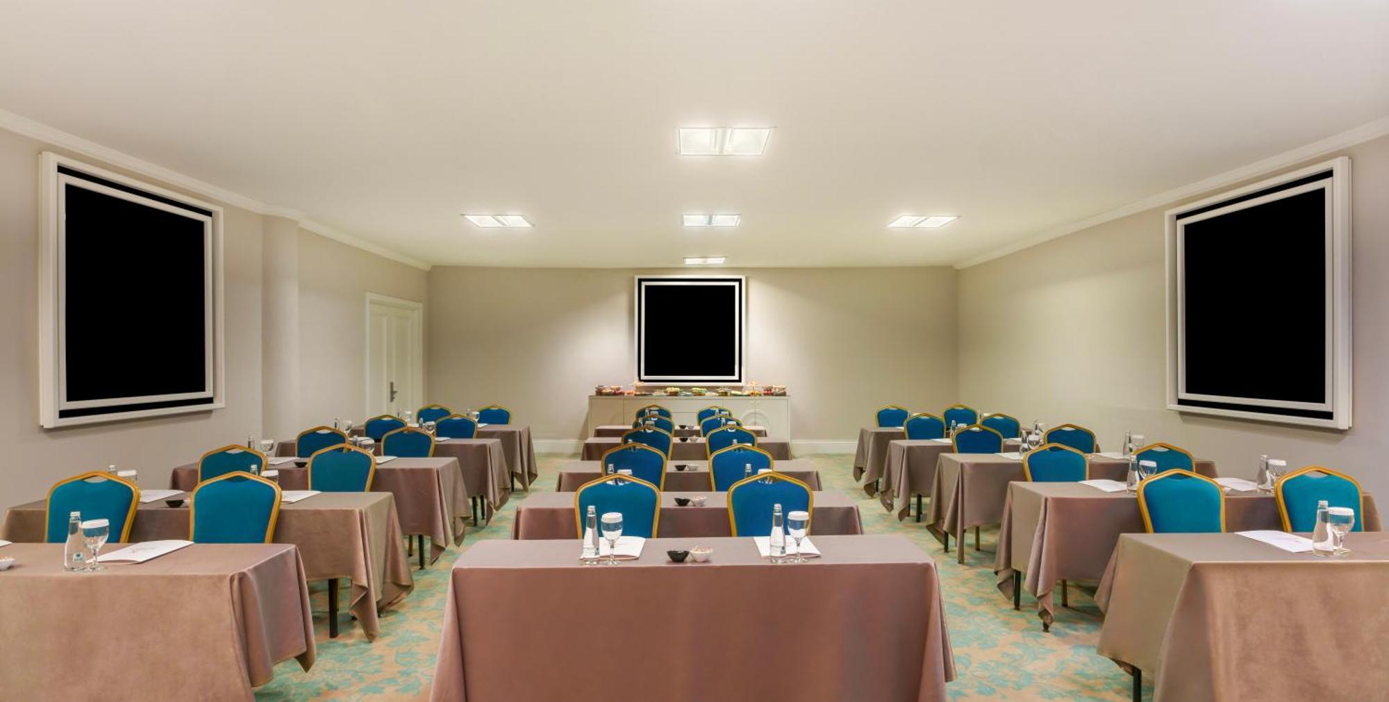 Kaya Istanbul Fair & Convention Hotel Ngoại thất bức ảnh